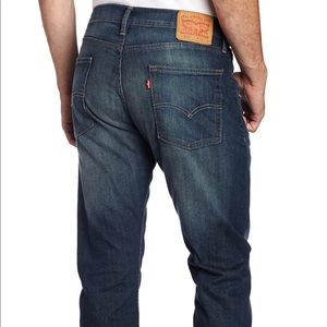 Levi’s 513 men’s blue jeans selling lot. 3 pairs total.